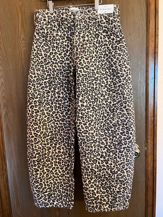 Abercrombie & Fitch Denim - Abercrombie & Fitch Leopard Print Barrel Jeans